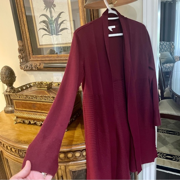 89th & Madison Burgundy Open Front Cardigan - Picture 2 of 11